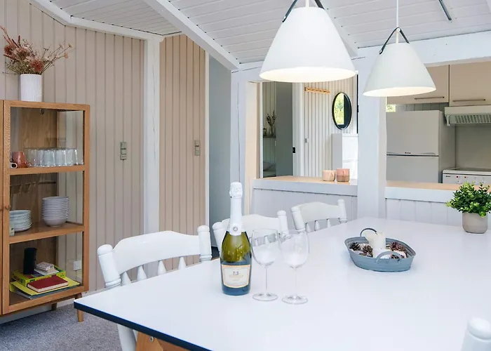 6 Person In Semesterbostad Nørre Nebel